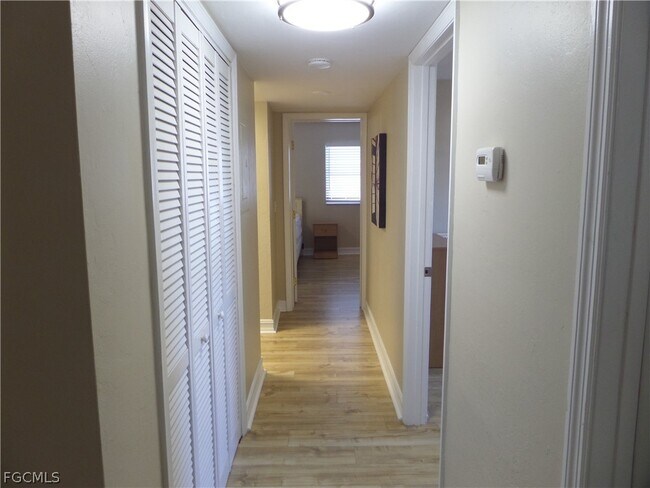 Building Photo - 3905 Del Prado Blvd S