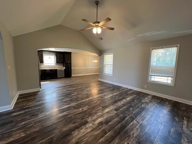 Building Photo - 114 Tahoe Ln