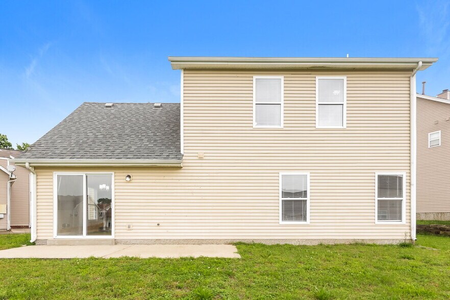 Building Photo - 1004 Pawnee Trail