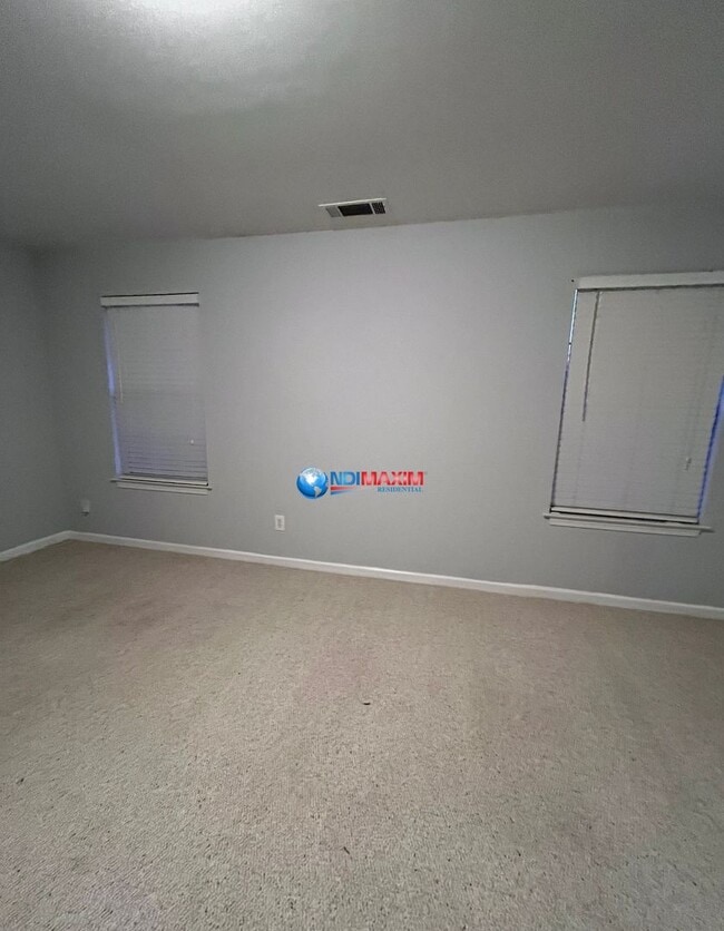 Building Photo - 4066 Parkway Cir NW