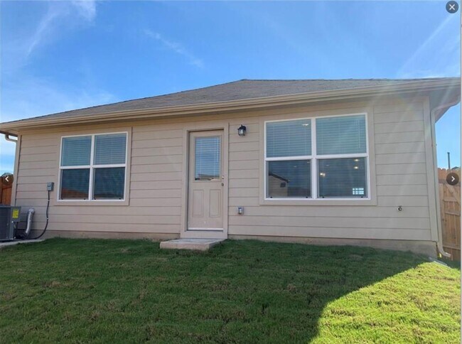 Building Photo - 13910 Levy Ln