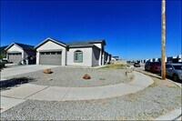 Building Photo - 14945 Tierra Escape Ave