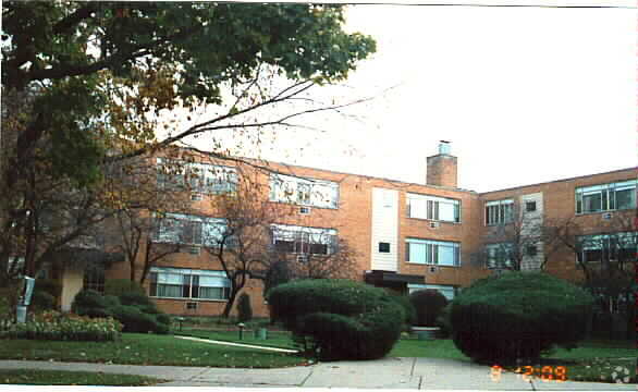 2515 - 2517 W Jerome St - 2515-2517 W Jerome St