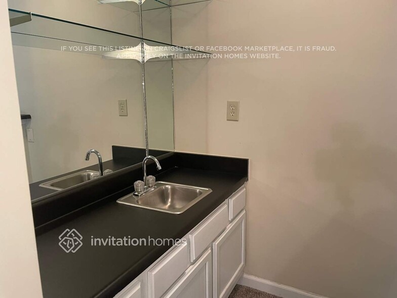 Building Photo - 11060 Indian Village Dr