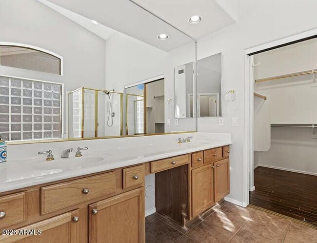 Building Photo - 7252 E Whistling Wind Way
