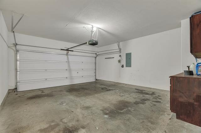 Building Photo - 1714 Secretariat Ln