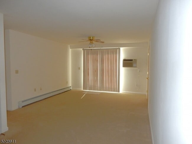 Building Photo - 28 Jane Dr