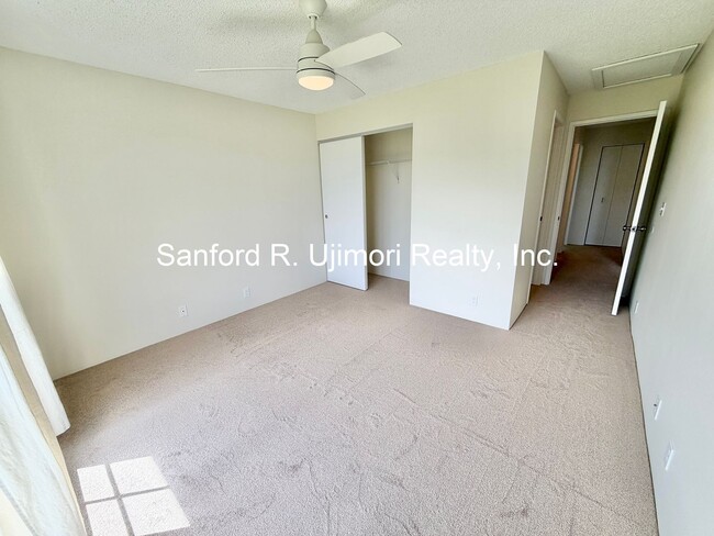 Building Photo - ham92115