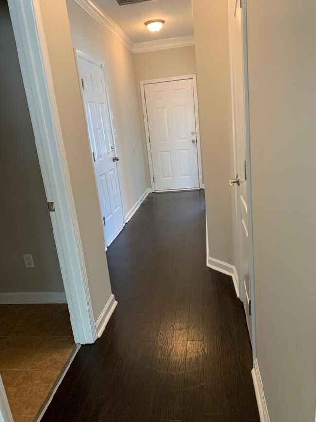 Building Photo - 4310 E Barcelona Way