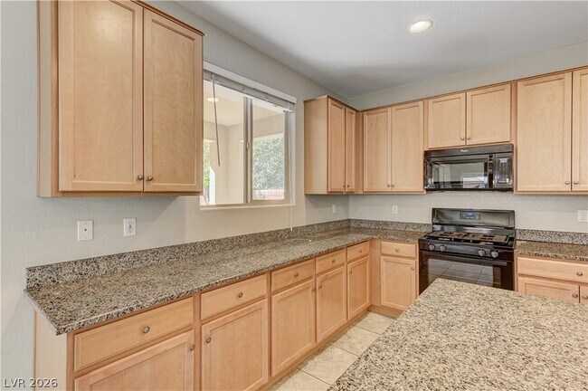 Building Photo - 10679 Country Knoll Way