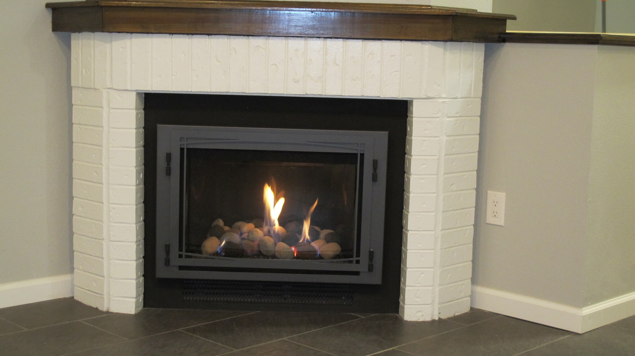 Building Photo - 373 S Dover Ave