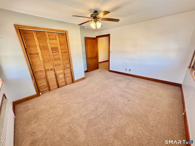 Building Photo - 61 Arch St