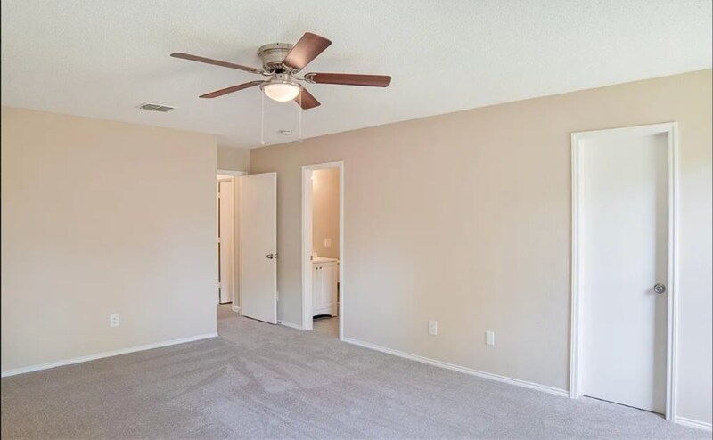 Building Photo - 119 Sandlewood Dr