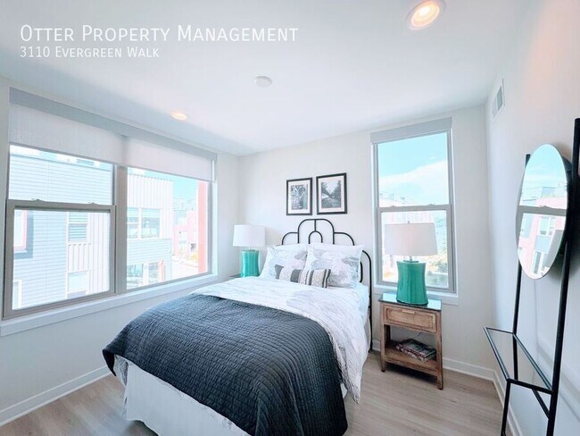 Building Photo - 3110 Evergreen Walk