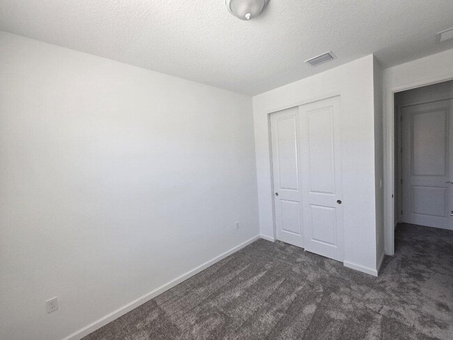 Building Photo - 2880 SE Federal Hwy