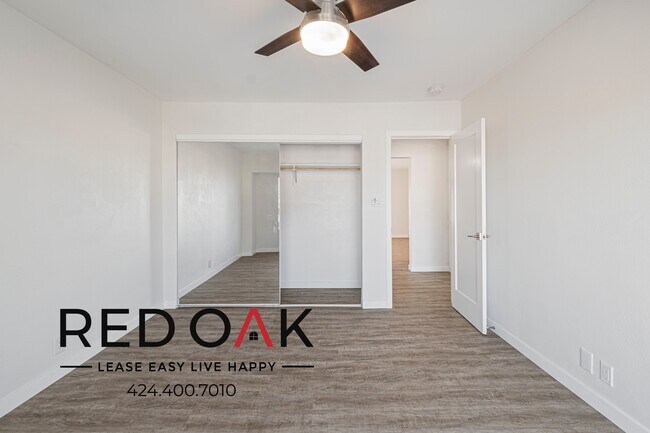 Building Photo - 1751 Cabrillo Ave
