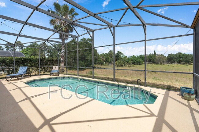 Building Photo - 825 Wildflower Rd