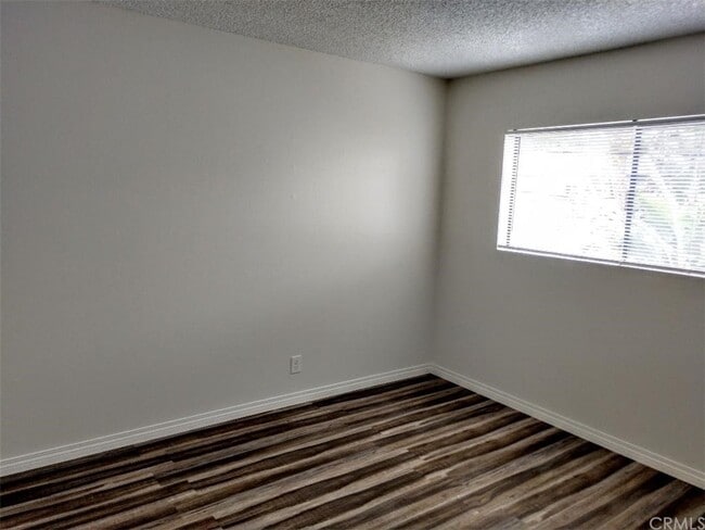 Building Photo - 34042 Alcazar Dr
