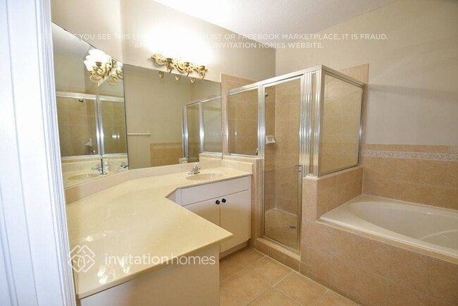 Building Photo - 4957 SW 136th Ave