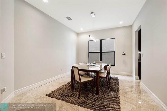Building Photo - 16621 Germaine Dr