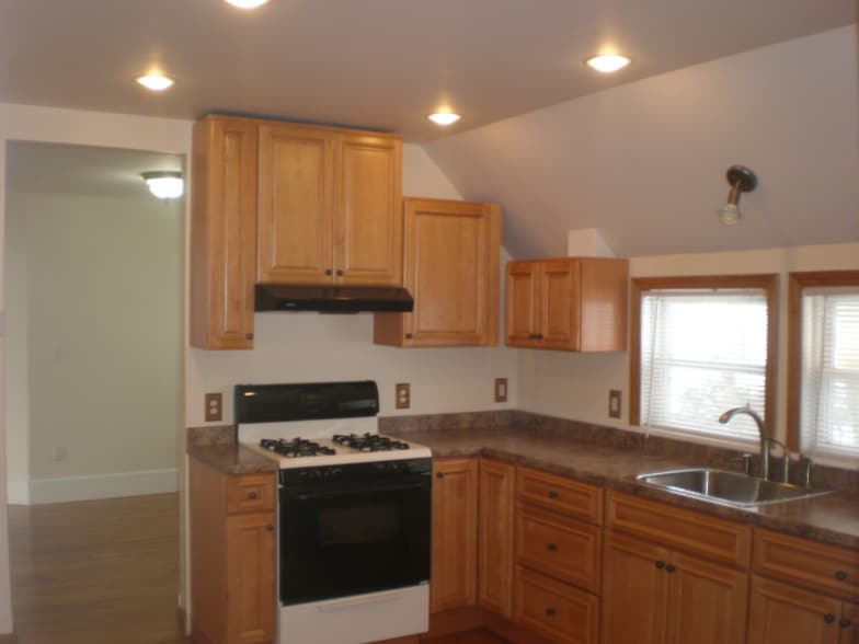 Primary Photo - 351 Essex St