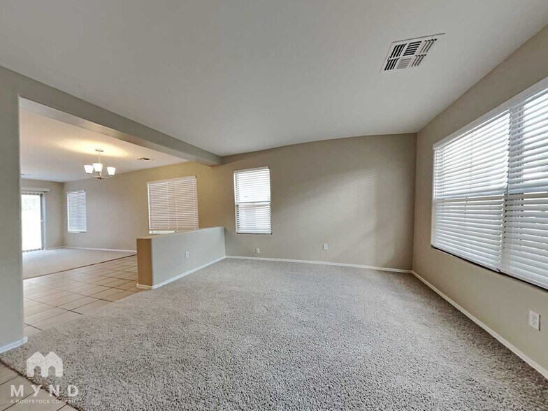 Building Photo - 3420 W St Anne Ave