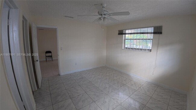 Building Photo - 15812 NW 39th Ct