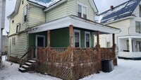 Building Photo - Three Bedroom Single Family House Is Now A...