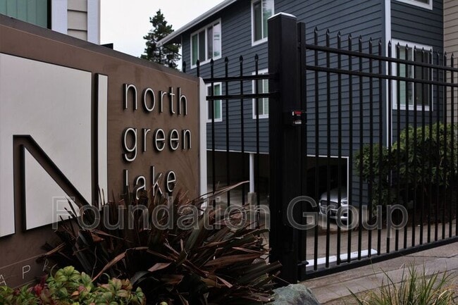 Building Photo - 1123 N 91st St