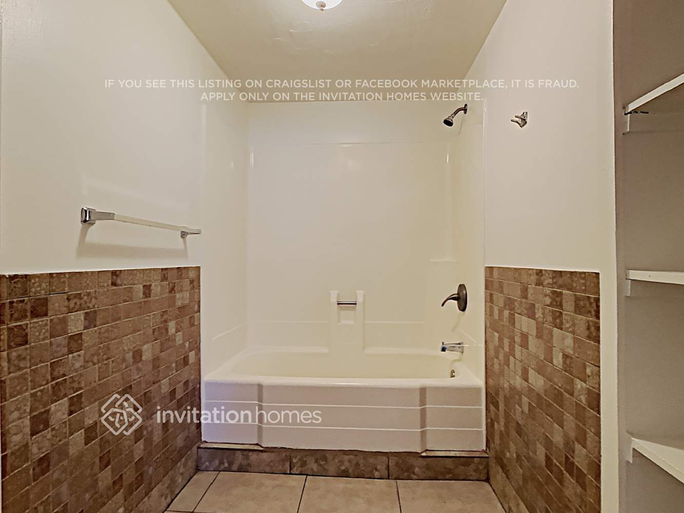 Building Photo - 8222 N 30th Dr