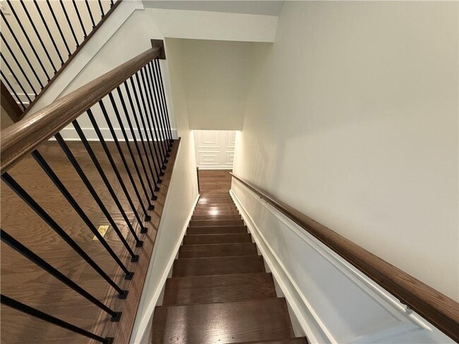 Building Photo - 1190 Harper Dr
