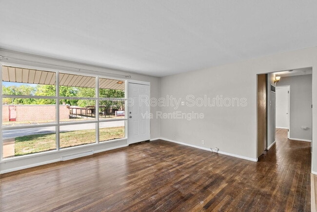 Building Photo - 10344 Viscount Dr