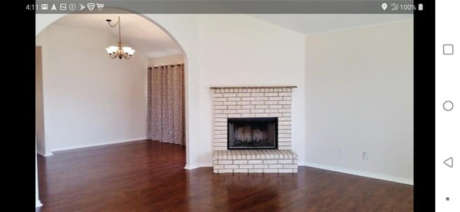 Building Photo - 3200 Hillsdale Ave