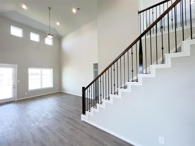 Building Photo - 3414 Royal Elk Ct