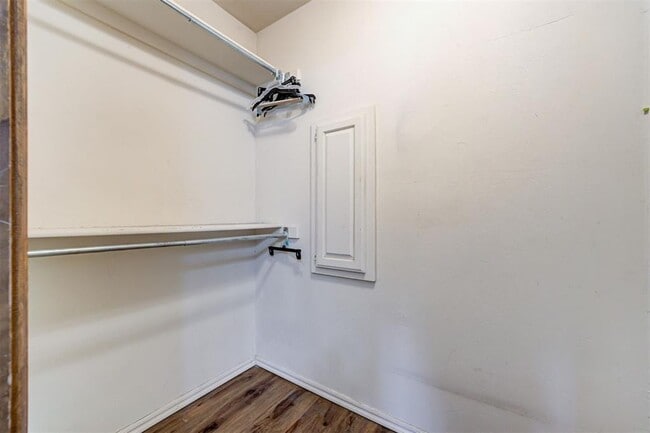 Building Photo - 1312 SW 25th St