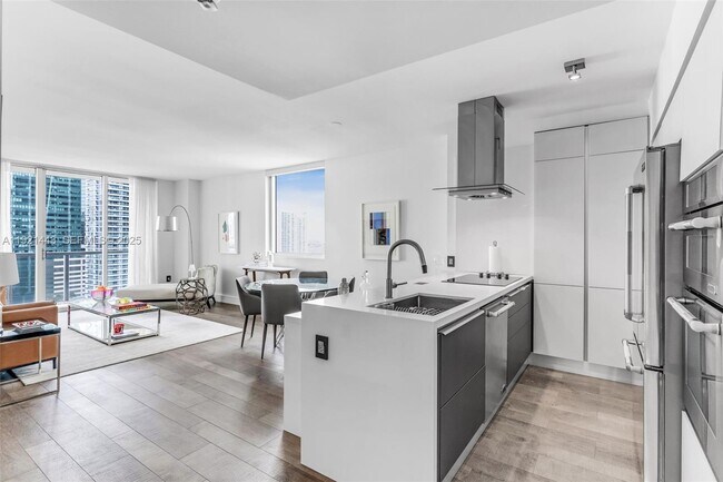 Building Photo - 55 SE 6th St