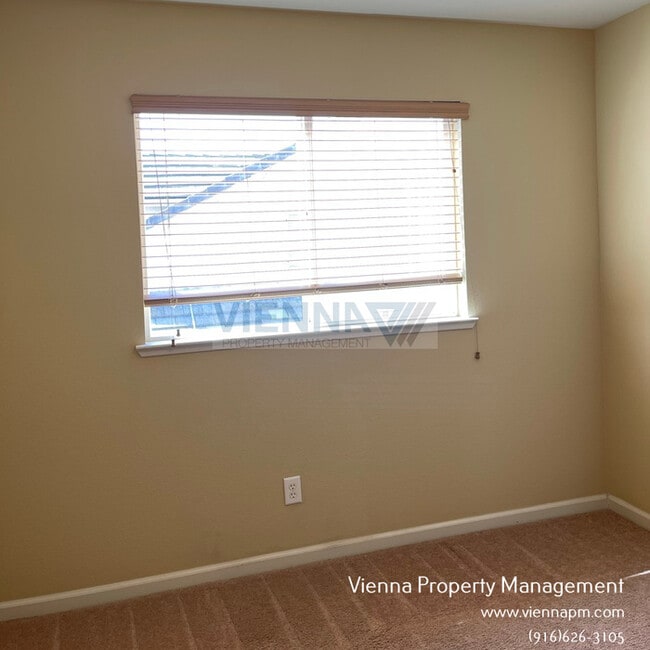 Building Photo - Beautiful Home in The Rivers in West Saccr...