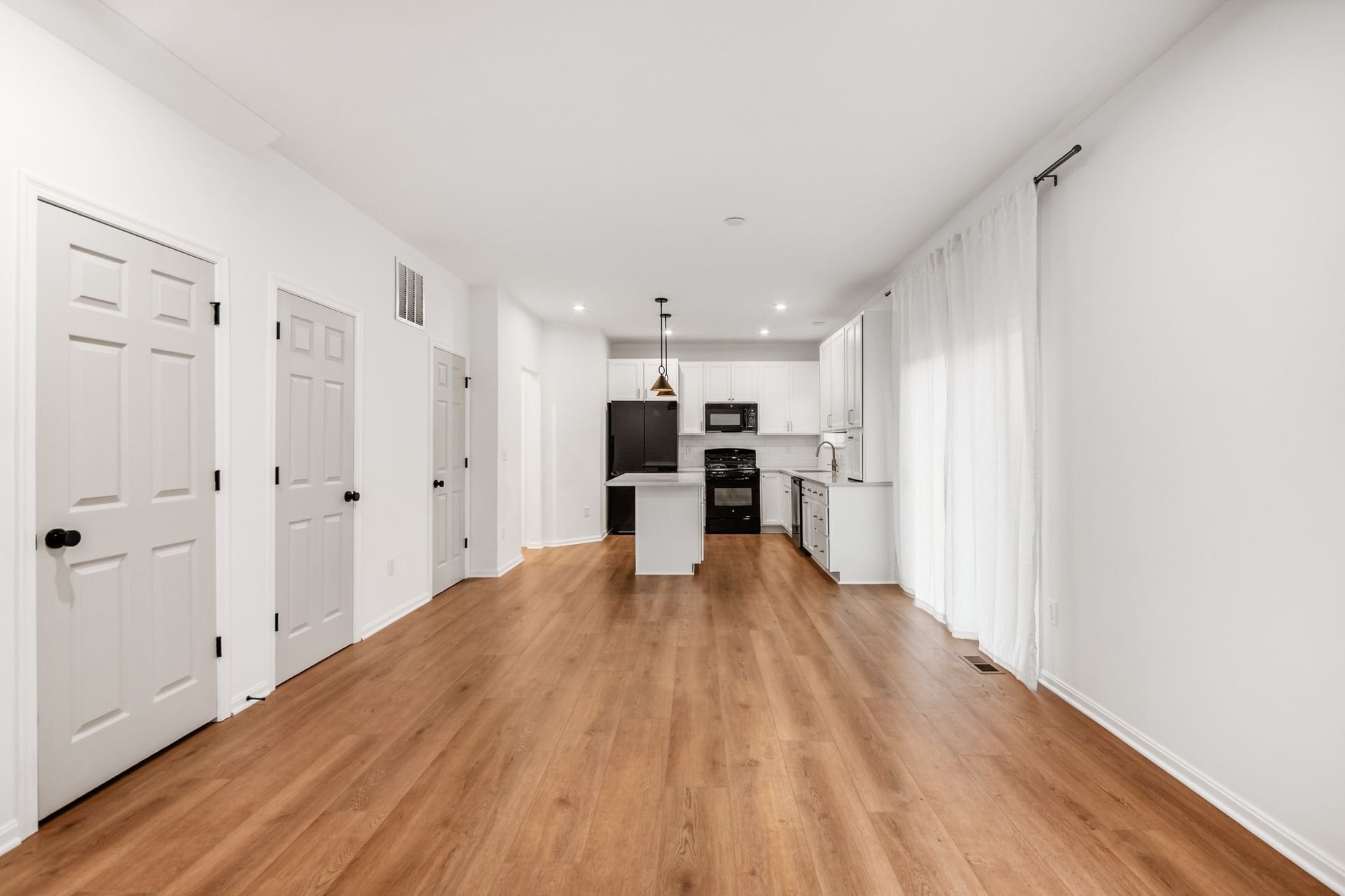 Building Photo - 1000 Honeycomb Ln