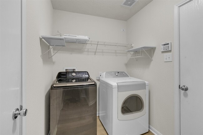 Building Photo - 18446 Westgate Springs Ln