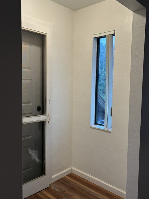 Building Photo - 7821 Maplewood Dr