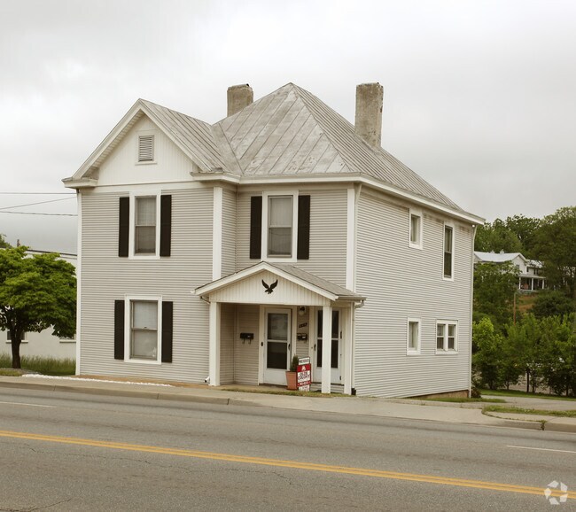 110 E Washington Ave 110 E Washington Ave Vinton VA 24179 Apartment Finder