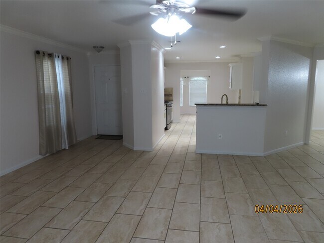 Building Photo - 15631 S Fall Fern Cir