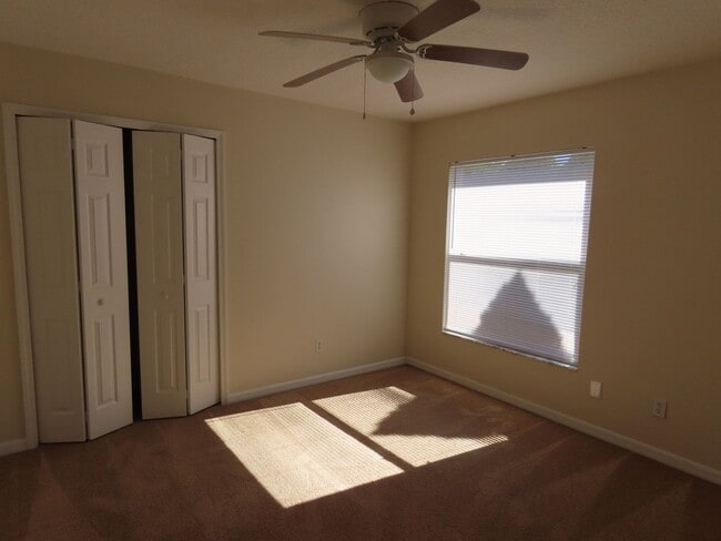 Building Photo - Spacious 4 Bedroom Pool Home Plus Addition...