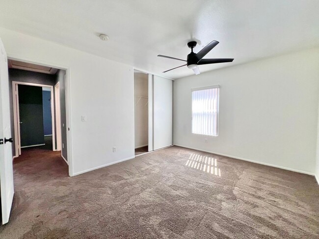 Building Photo - Spacious 4 Bed, 3 Bath Two-Story Home with...