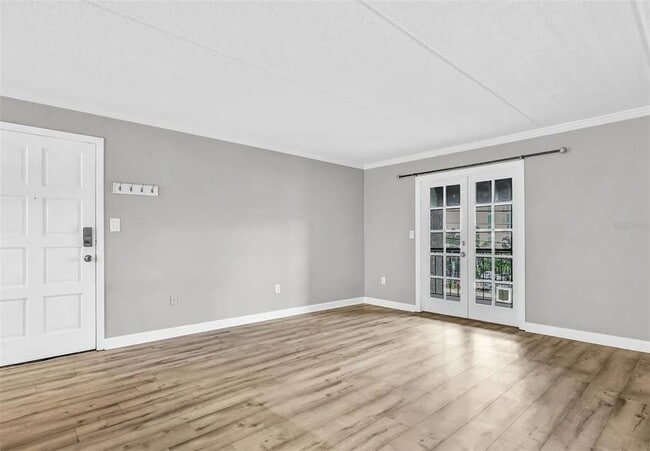 Building Photo - 5304 W Kennedy Blvd