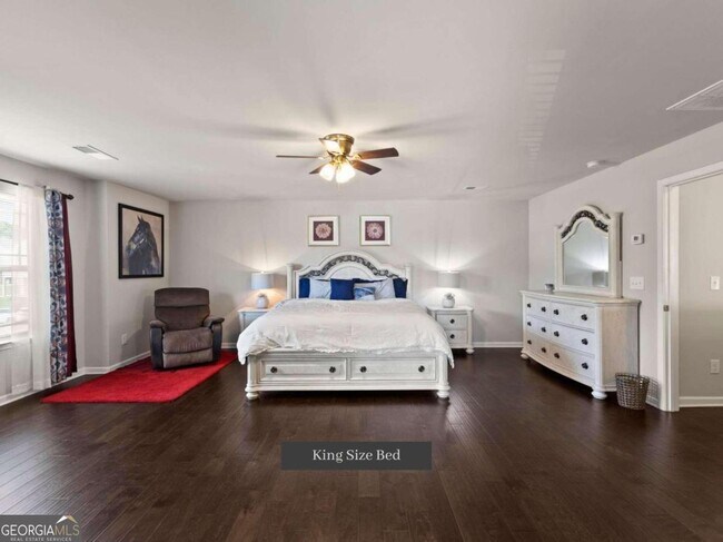 Building Photo - 240 Stillwood Dr