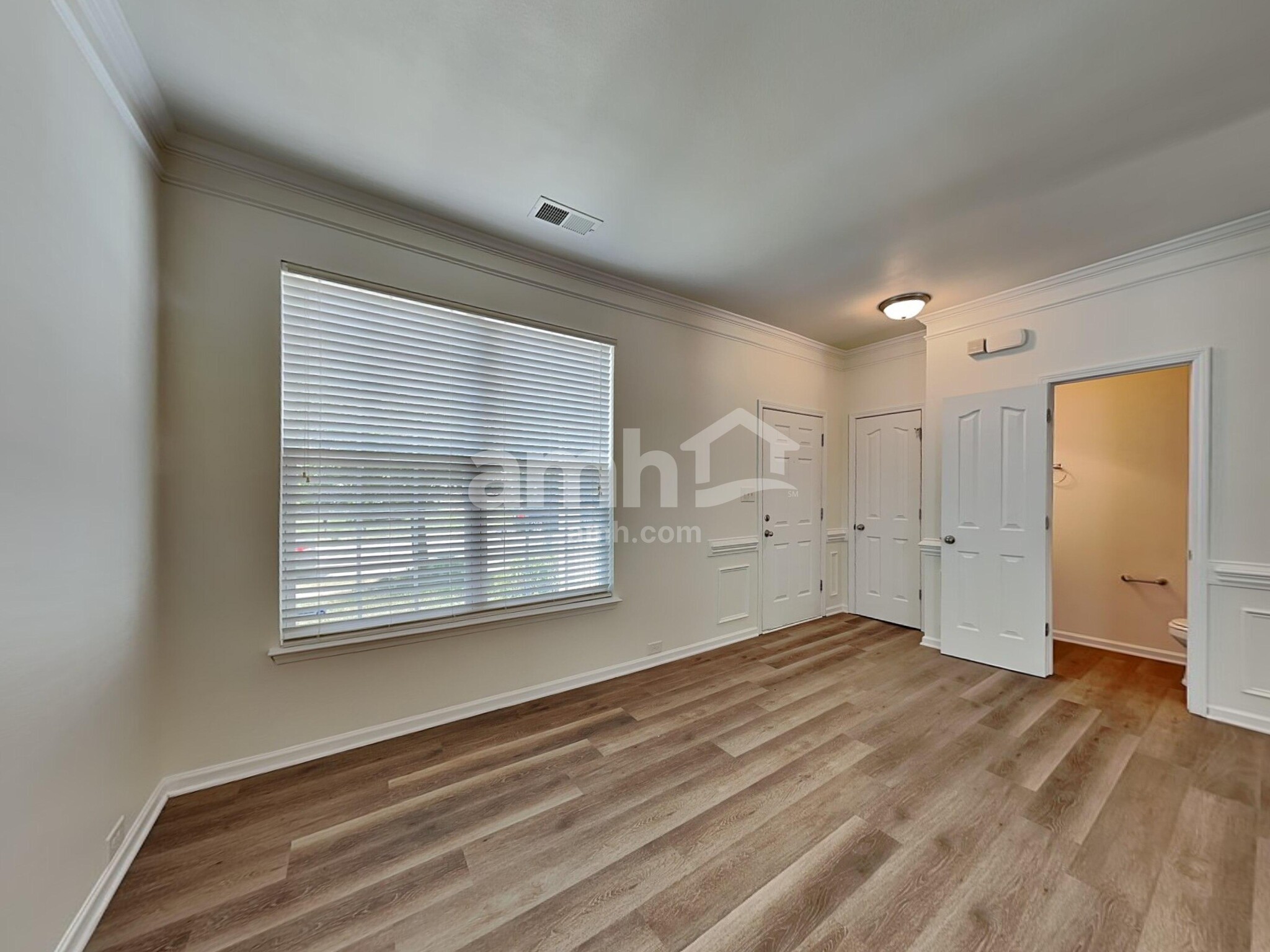 Building Photo - 1409 Paulonia Way