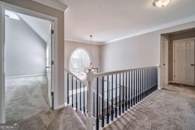 Building Photo - 2011 Town Lake Hills W