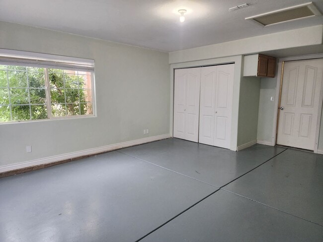 Building Photo - 93 N 4000 W