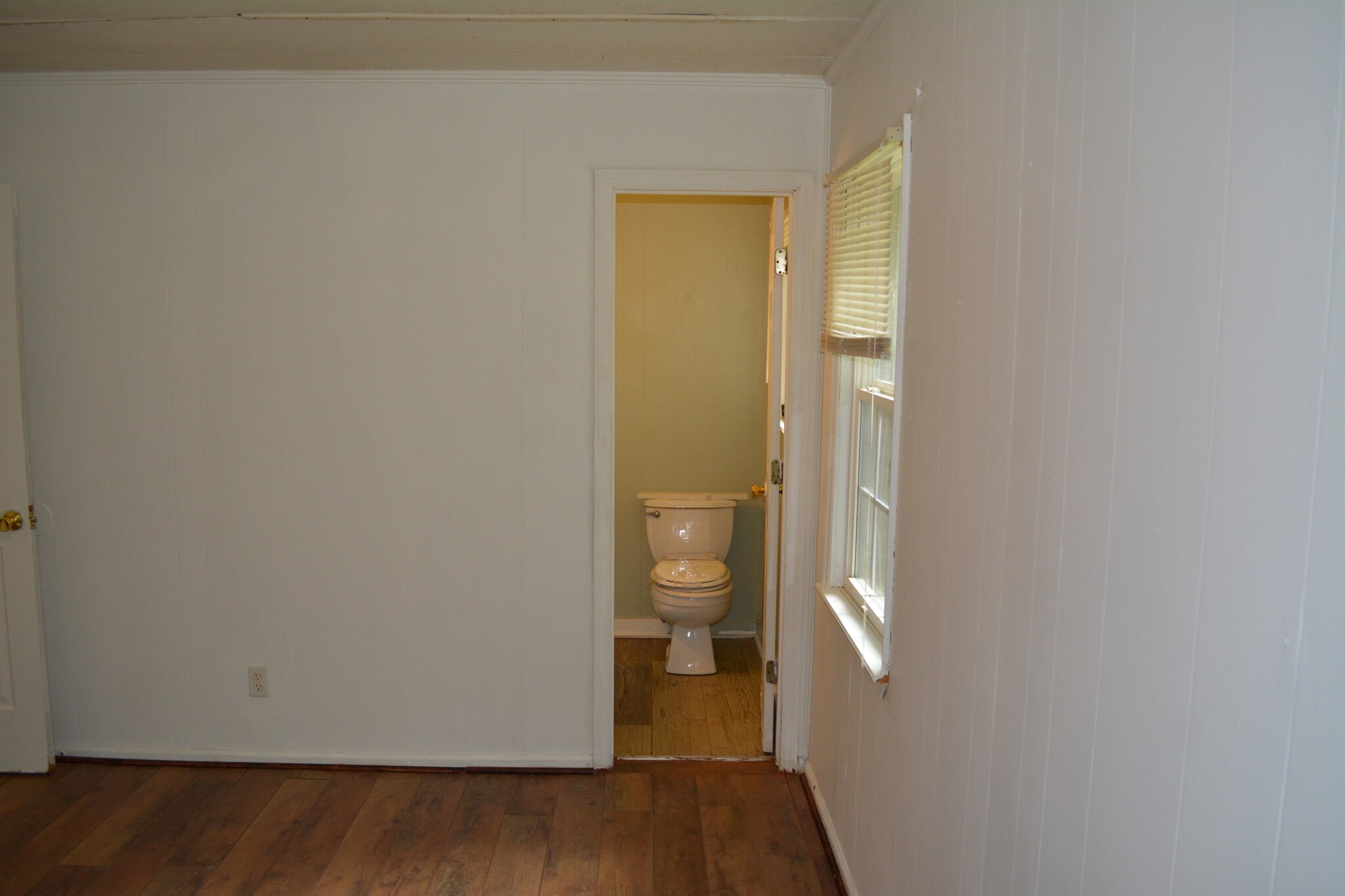 Building Photo - 129 Miranda Rd